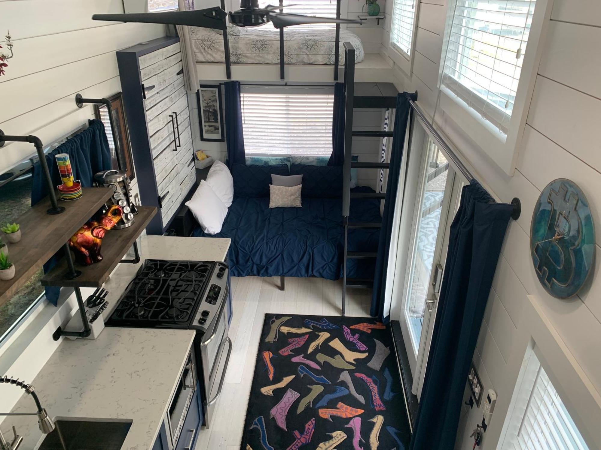 Pet Friendly, Modern Tiny House In Vibrant Clermontヴィラ エクステリア 写真
